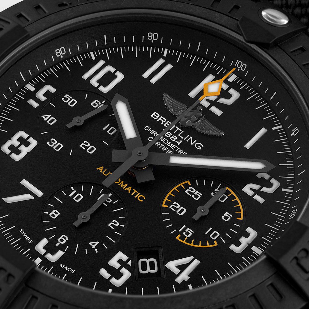 Cadrans noirs Montres Breitling Chronomat Hurricane XB0180E4 contrefaites