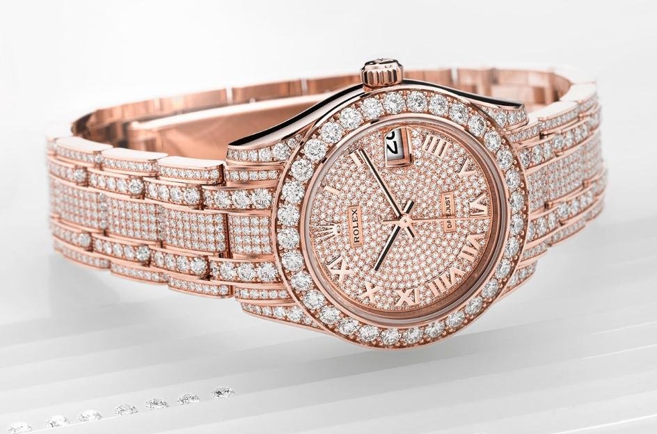 Montres Rolex Replique Pearlmaster : élégance et diamants pour femmes raffinées